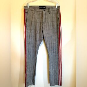 Ninth Hall Highland Zumiez Gray/Black Plaid Chino Pants w/Red Stripe - Men's 32W